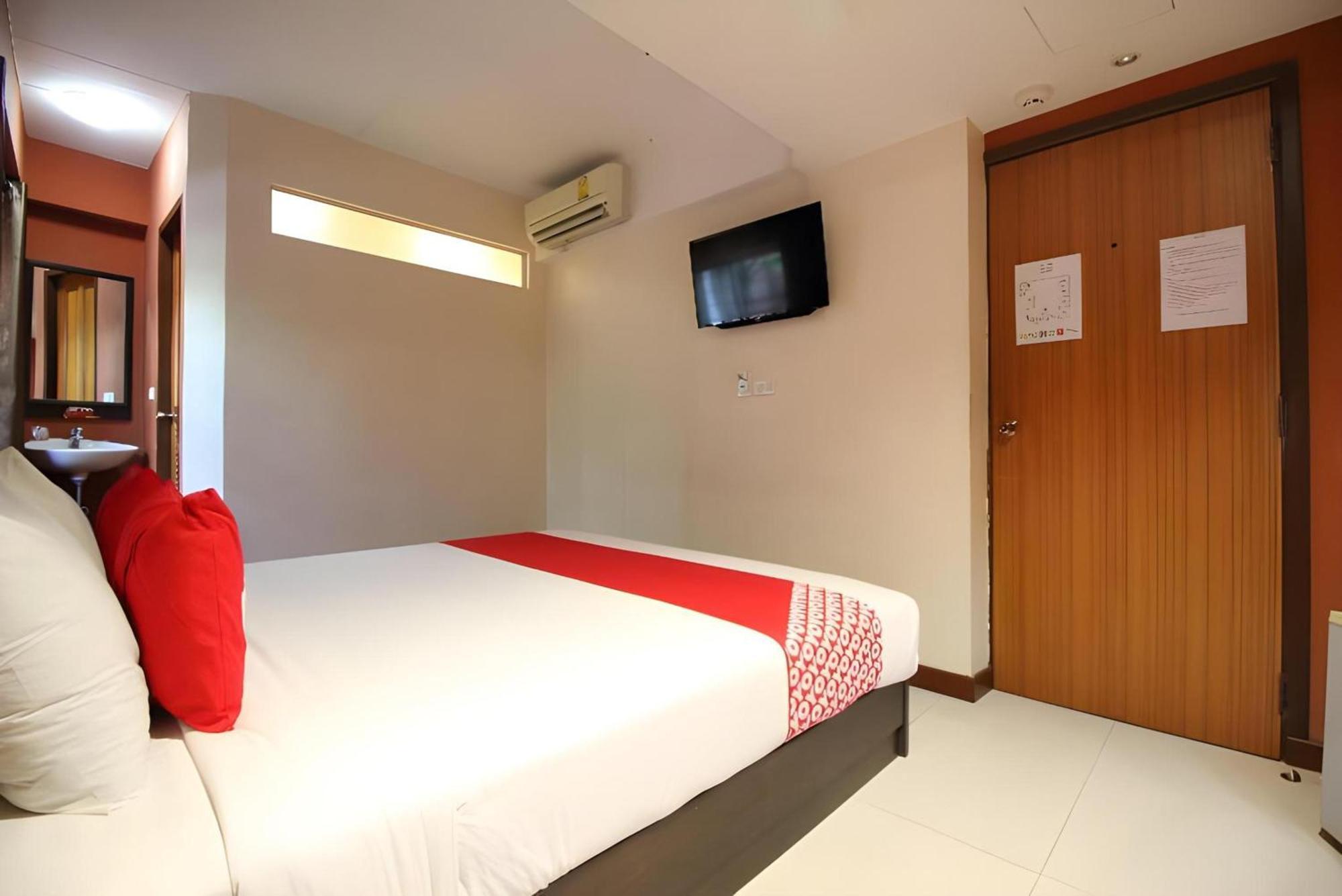 Pannee Lodge Khaosan - Sha Plus Bangkok Exterior photo