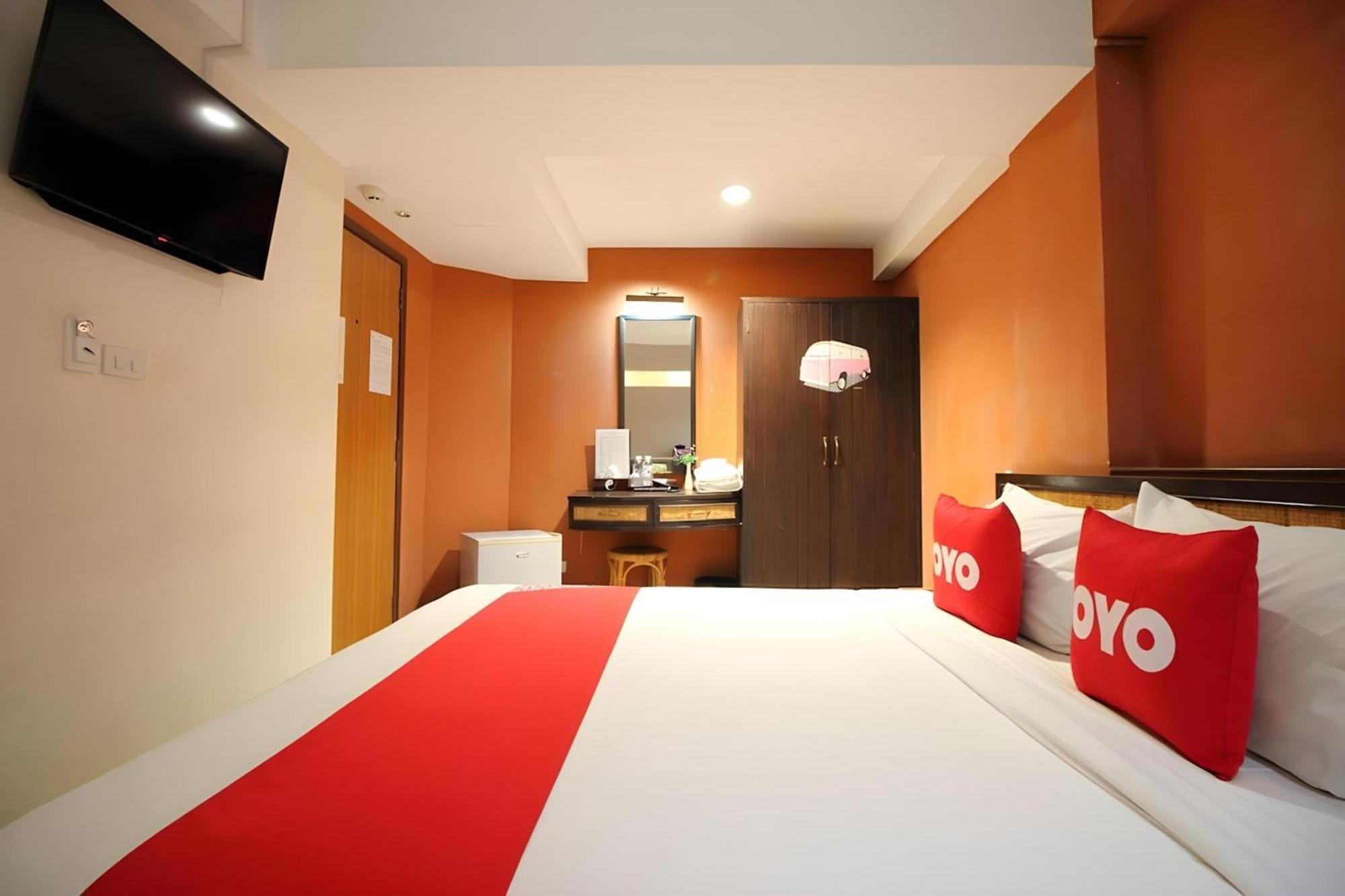 Pannee Lodge Khaosan - Sha Plus Bangkok Exterior photo
